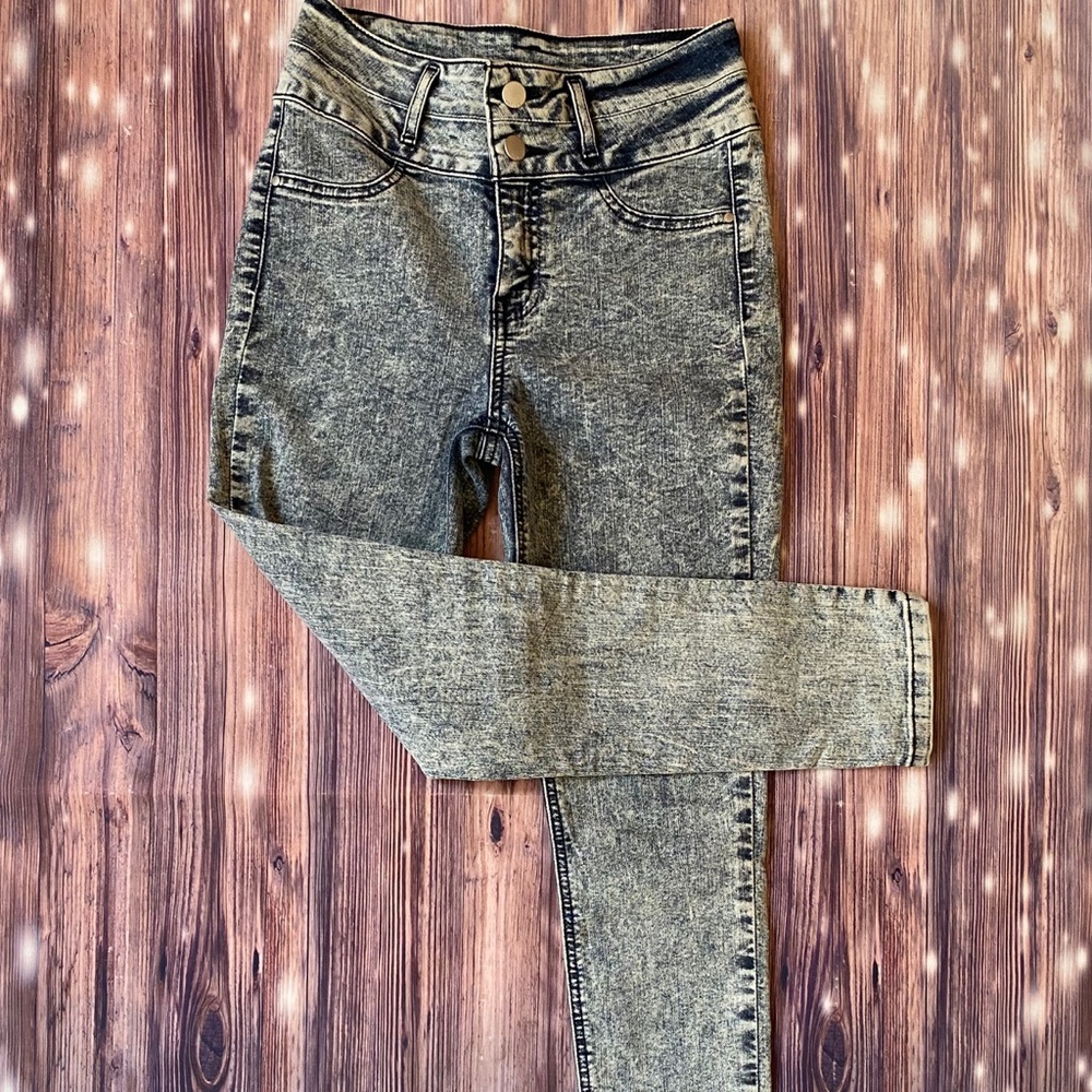 Refuge Jeans